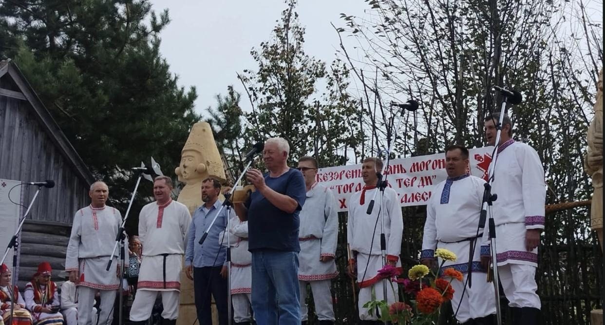 Международный фестиваль эрзянской старинной песни «Торамась терди» („Торама зовёт“).